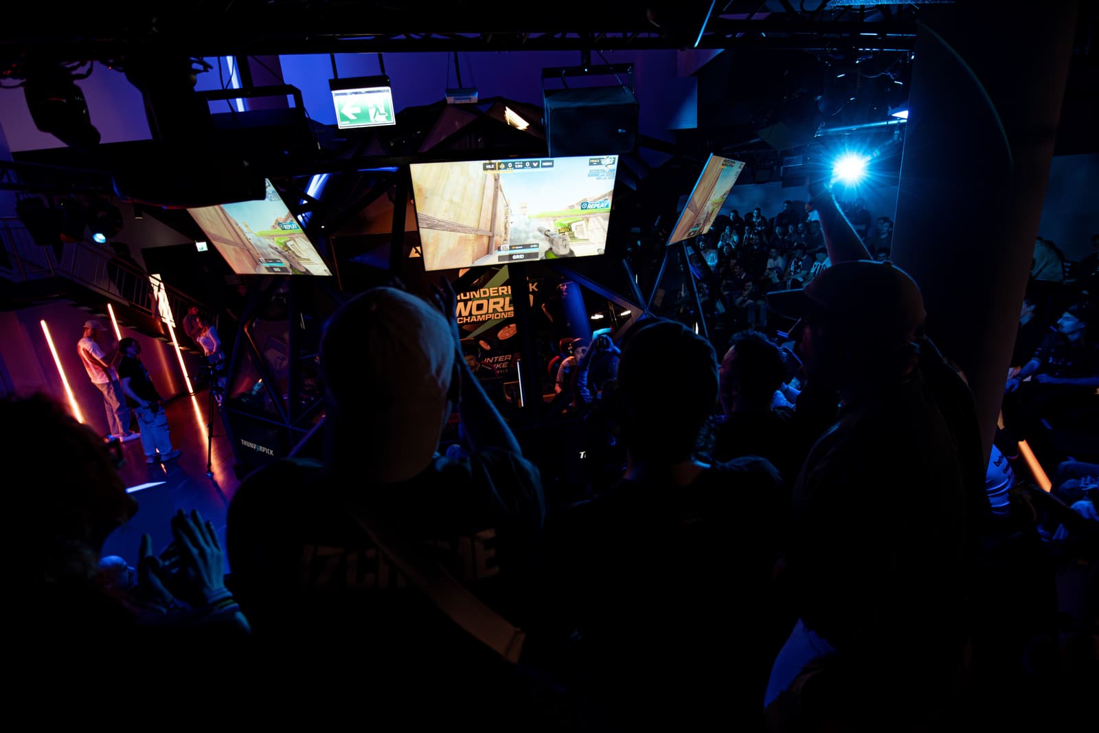 Guests enjoying a night at LVL